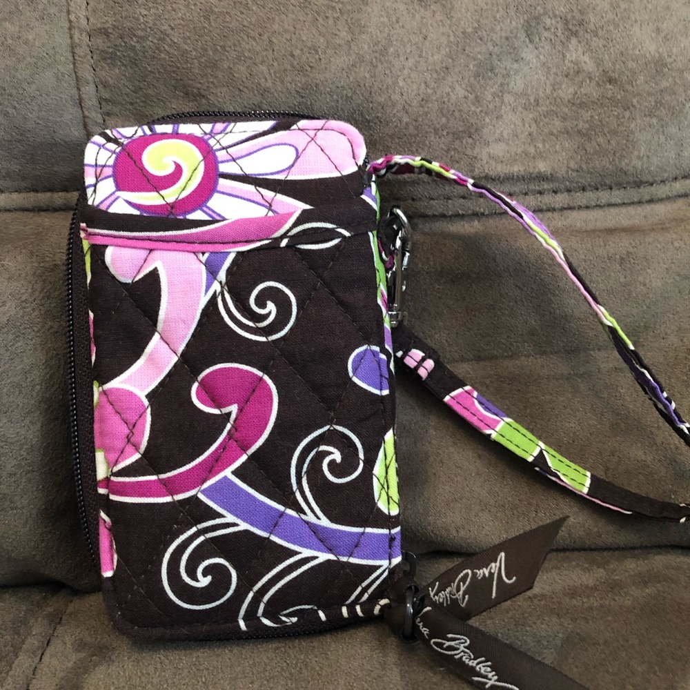 🤍🤍Vera Bradley Purple Punch All In One Wristlet - Picture 1 of 3